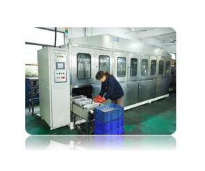 18：自(zi)動化清洗機