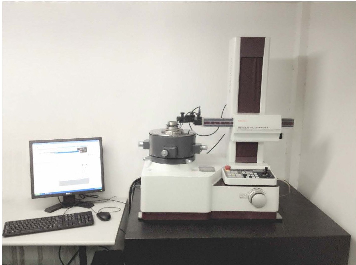 真(zhēn)圓度檢(jian)測儀