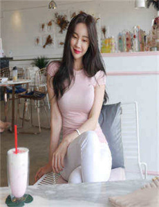 《欧美午夜艳片欧美精品》