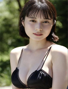 《闫盼盼全套视频》